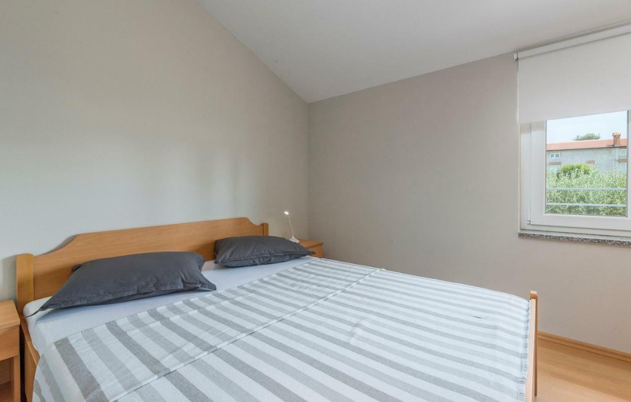 Apartment Green With Balcony Nova Vas  ภายนอก รูปภาพ